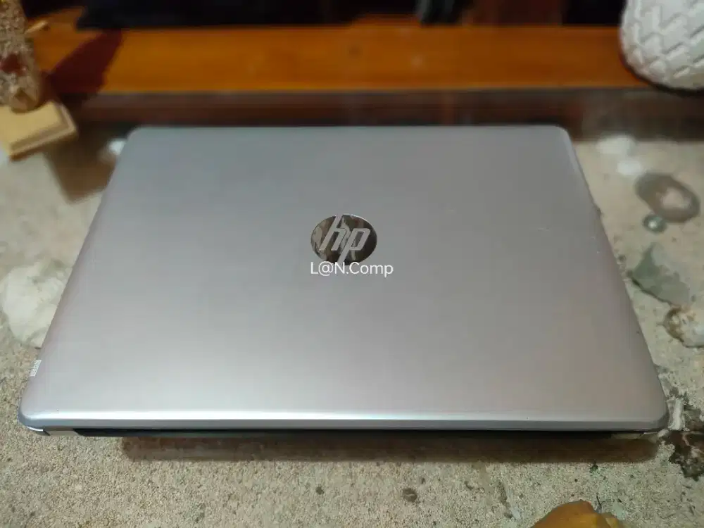 Laptop HP 14 inci Normal