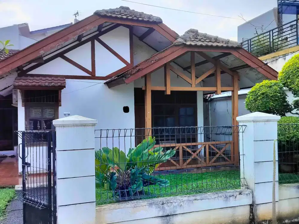 Rumah Hook 1 Lantai 6 Kamar Hadap Selatan di Kelapa Dua