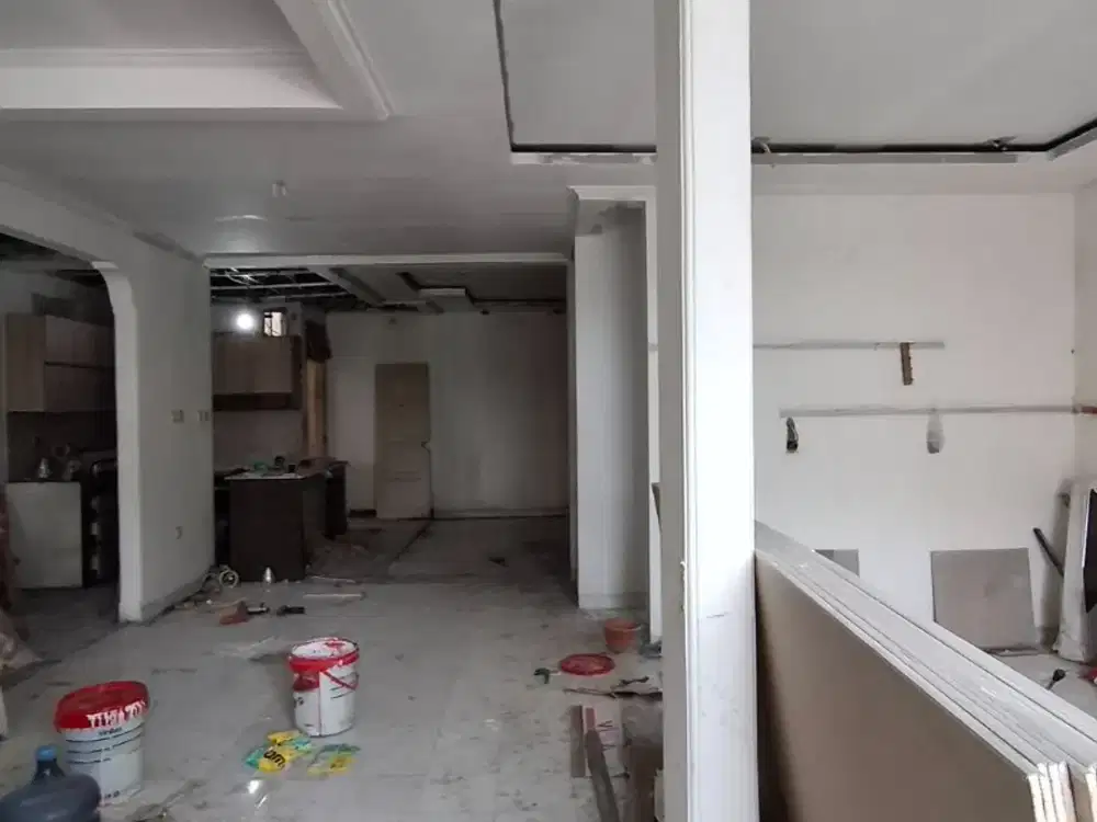 rumah sedang renovasi seperti baru rangka baja ringan kota wisata cibubur jakarta timur