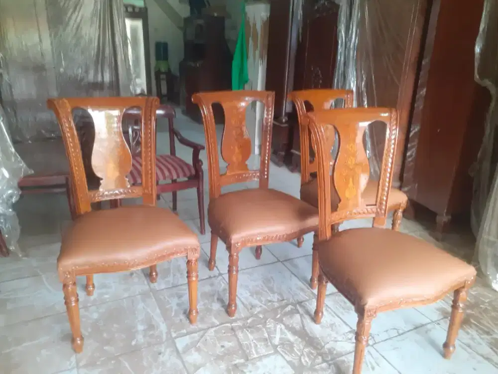 4 kursi jati bekas dah ganti kain dan dah melamin seperti baru jati