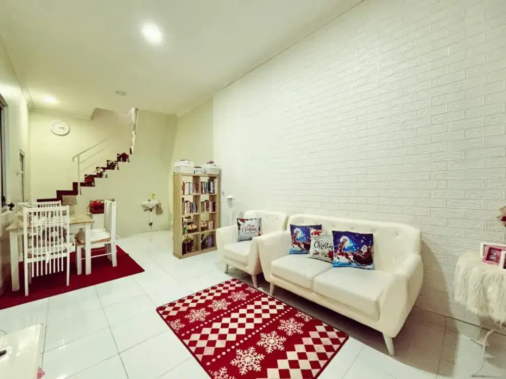 Rumah 2 lantai 3+1 kamar siap huni di Catalina