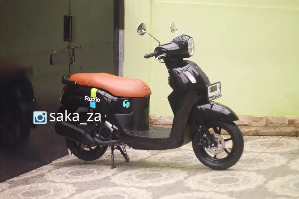( Plat A , Baru 5 Bulan ) KM 6 RIBU , Yamaha Fazzio 2025 fazzio hybrid