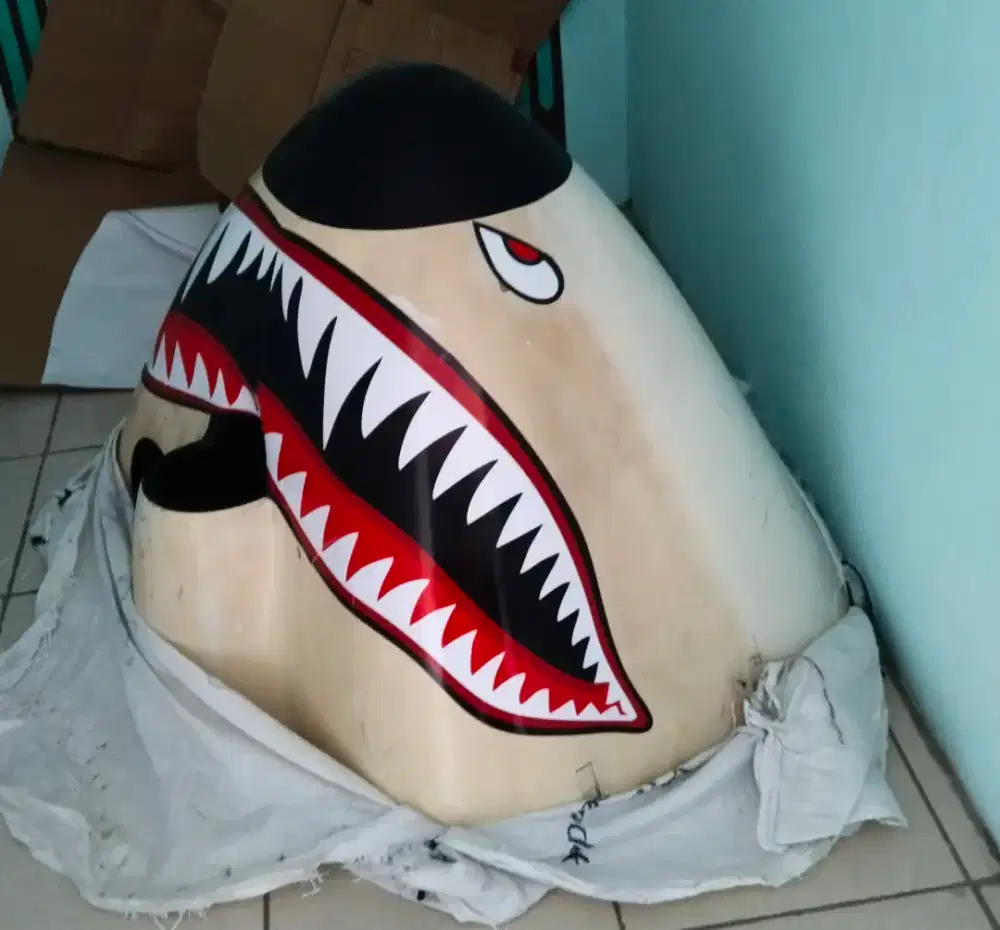 Hidung pesawat asli decor cafe sepeda jam tank lawas vintage antik