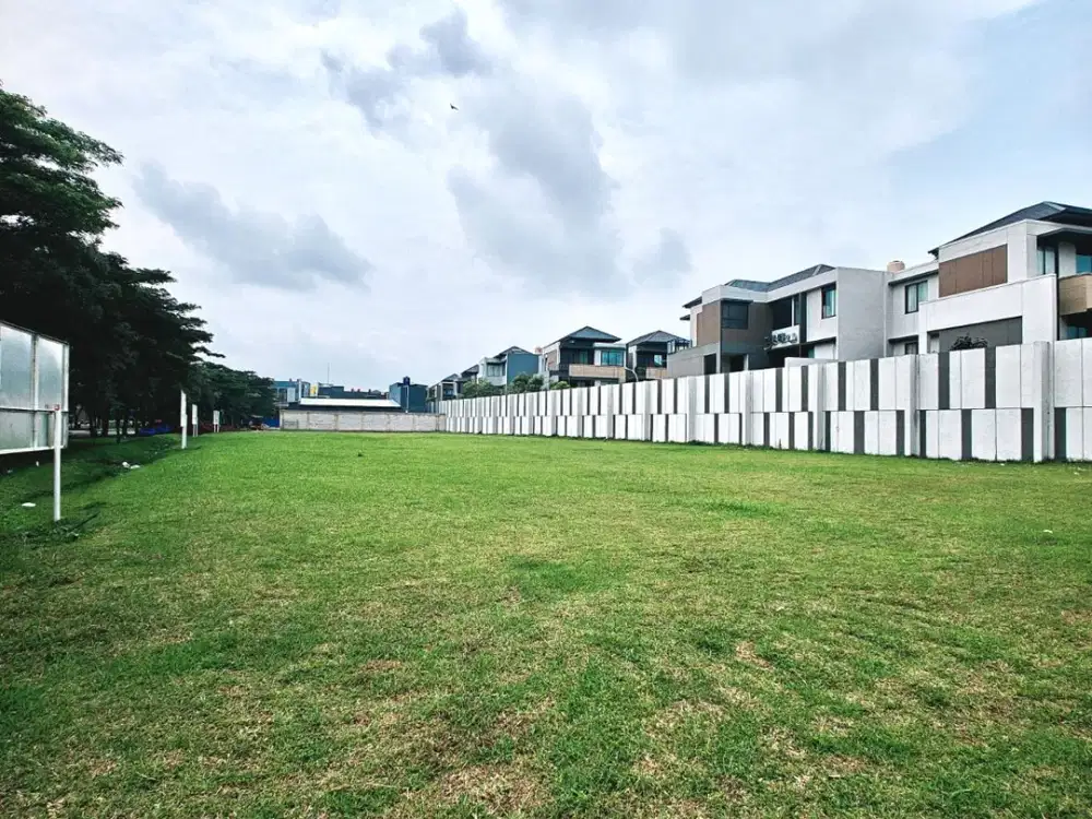 Kavling Komersial Hook Lebar 20 Pinggir Jalan Raya Hadap Timur