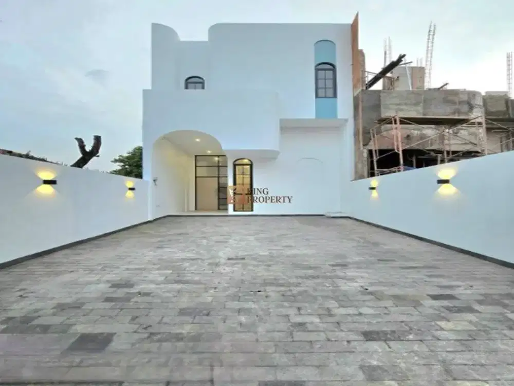 Last Stock Bagus Hadap Timur! Dijual Rumah Little Santorini Joglo  Desain Santorini Modern Dekat Meruya & Puri.