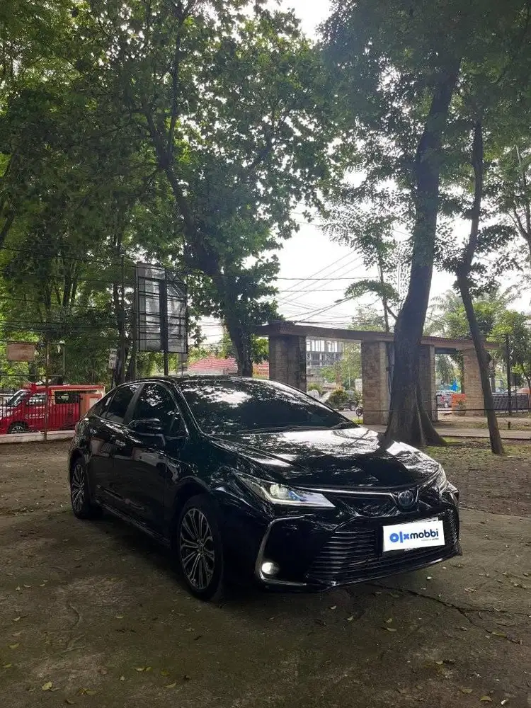 TOYOTA COROLLA ALTIS 1.8 HYBRID AT 2022