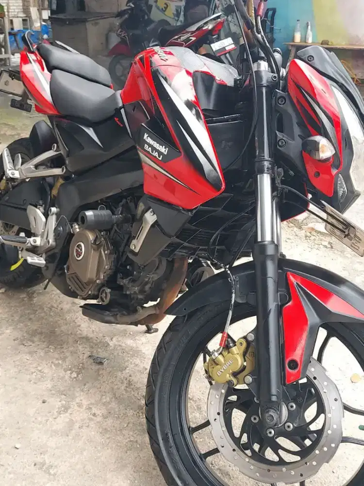 Kawasaki Pulsar 200 NS 2014 KM 18rb | Mesin Sehat | Terawat |