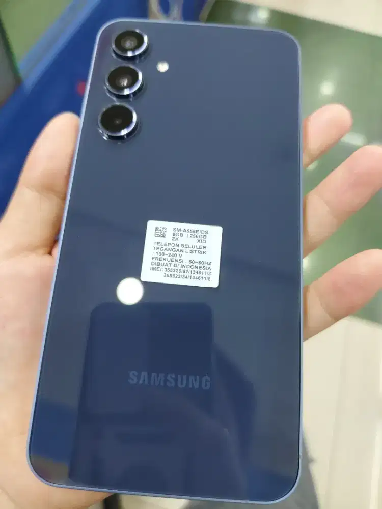 Samsung A55 5G 8/256 ( Like New)