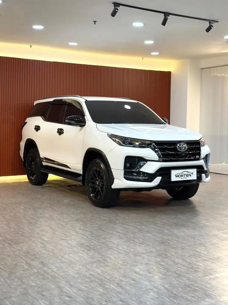 Fortuner 2.8 VRZ GR Sport 2024 odo 8 Ribuan