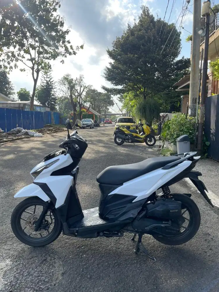 Vario 125cc Tahun 2016 Putih