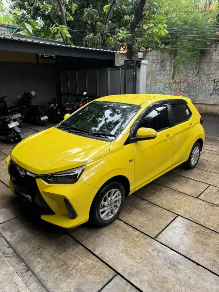 Agya 2023 km 9700 (seperti Baru)