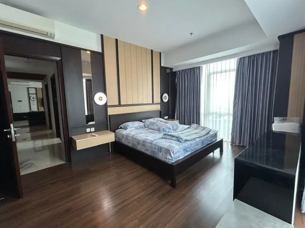 Ss.1685 - Murah !! Disewakan !! Apt. The Kensington Royal Suite Tower Belmont 148mtr Siap Huni Full Furnish Privat Lift Sudah Renovasi , Bisa Nego