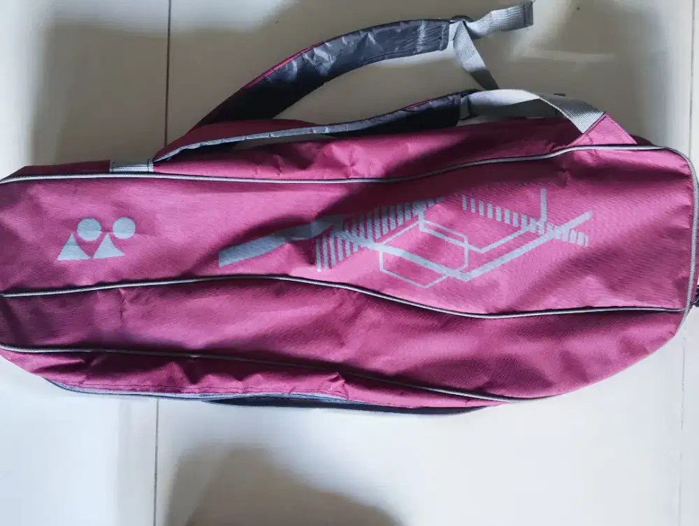 1 set perlengkapan badminton