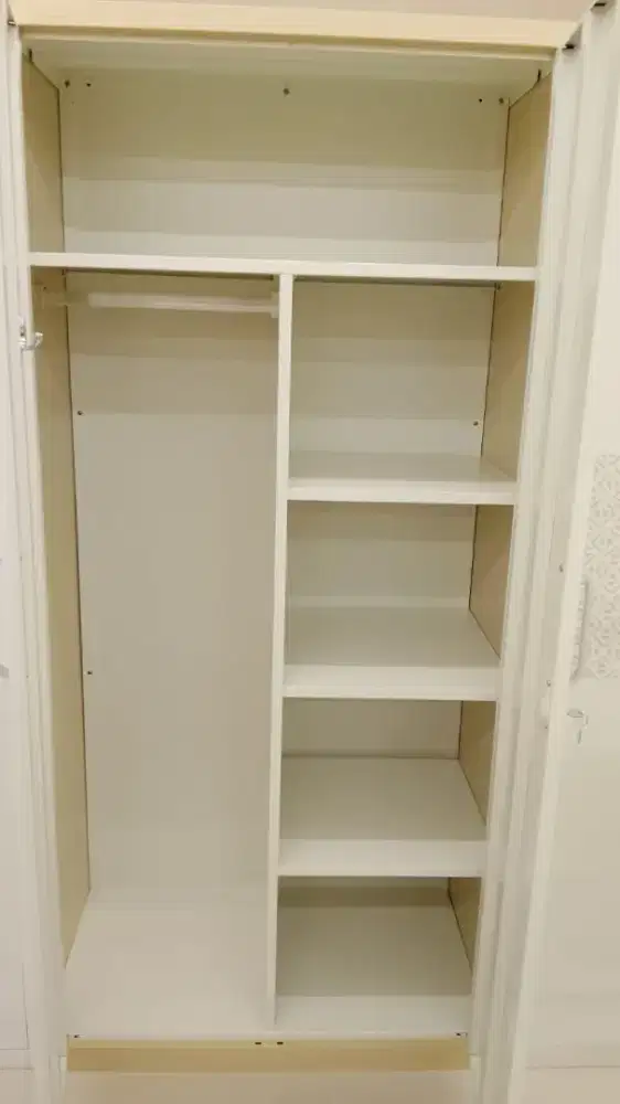 Lemari besi minimalis archy