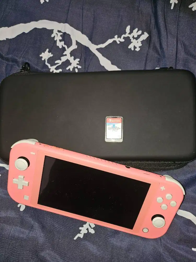 Nintendo Switch Lite Coral + Pokemon Sword (JPN) + Case | Mulus