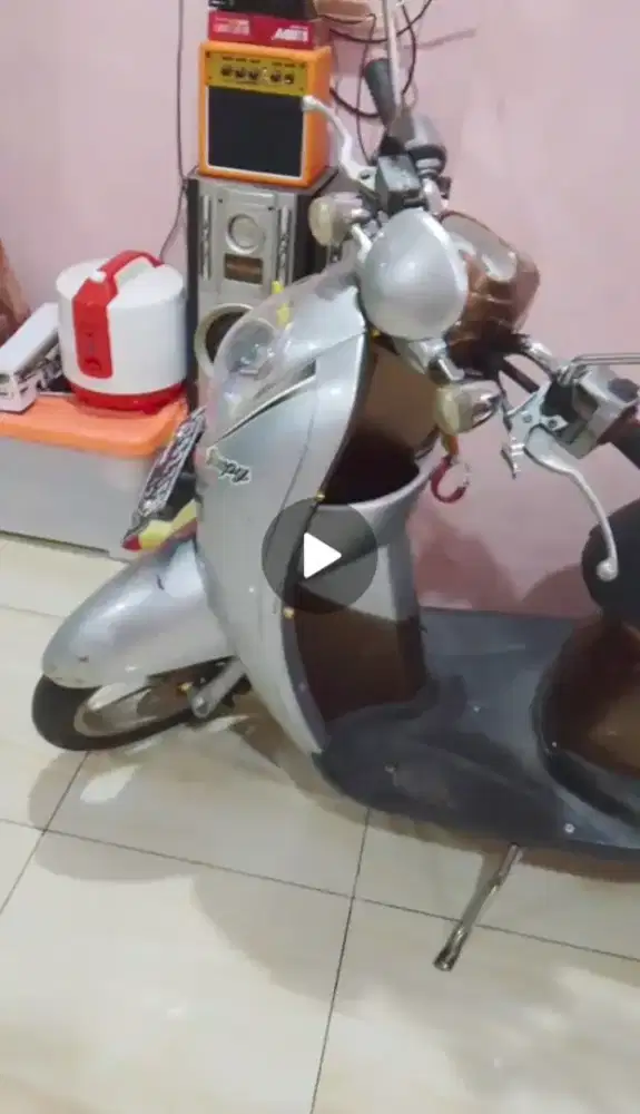 Honda scoopy 2010