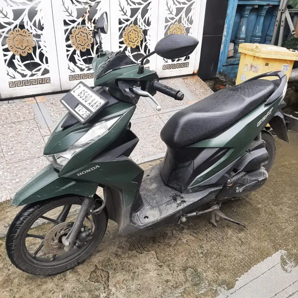 Honda Beat Deluxe New 2023 ss lengkap mesin bagus pajak hidup,plat Z
