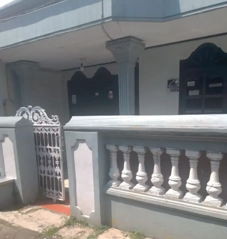 Jual rumah lt.90 di perumnas 1 Tangerang