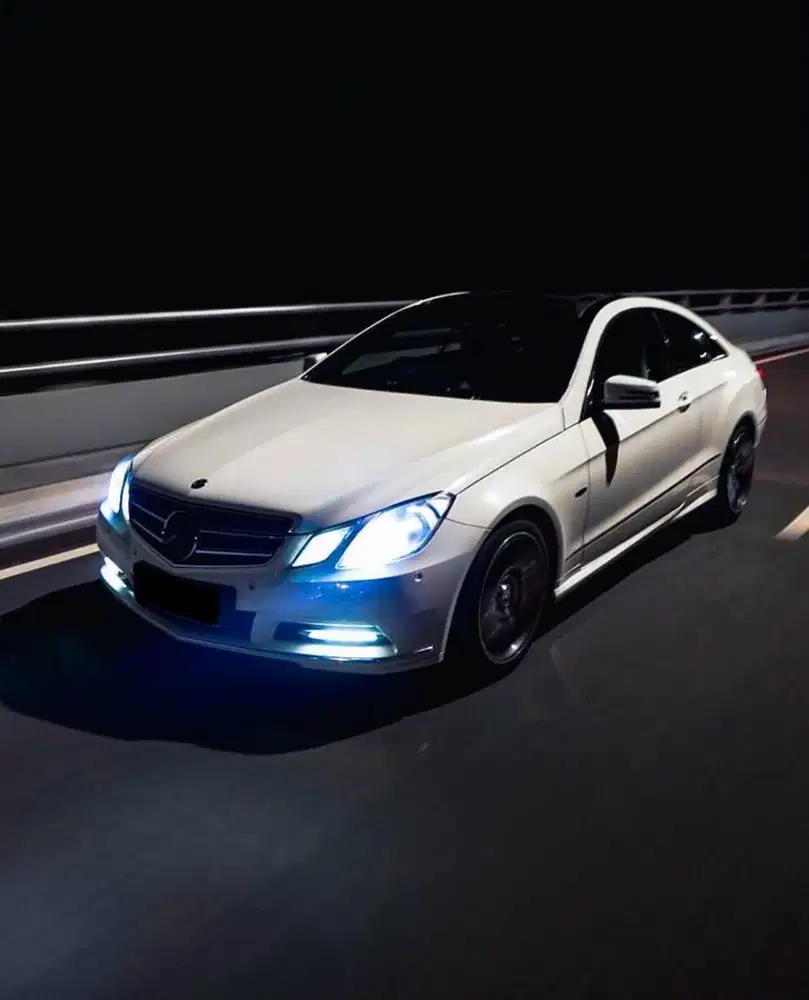 Mercedes-Benz E250 2011 Bensin