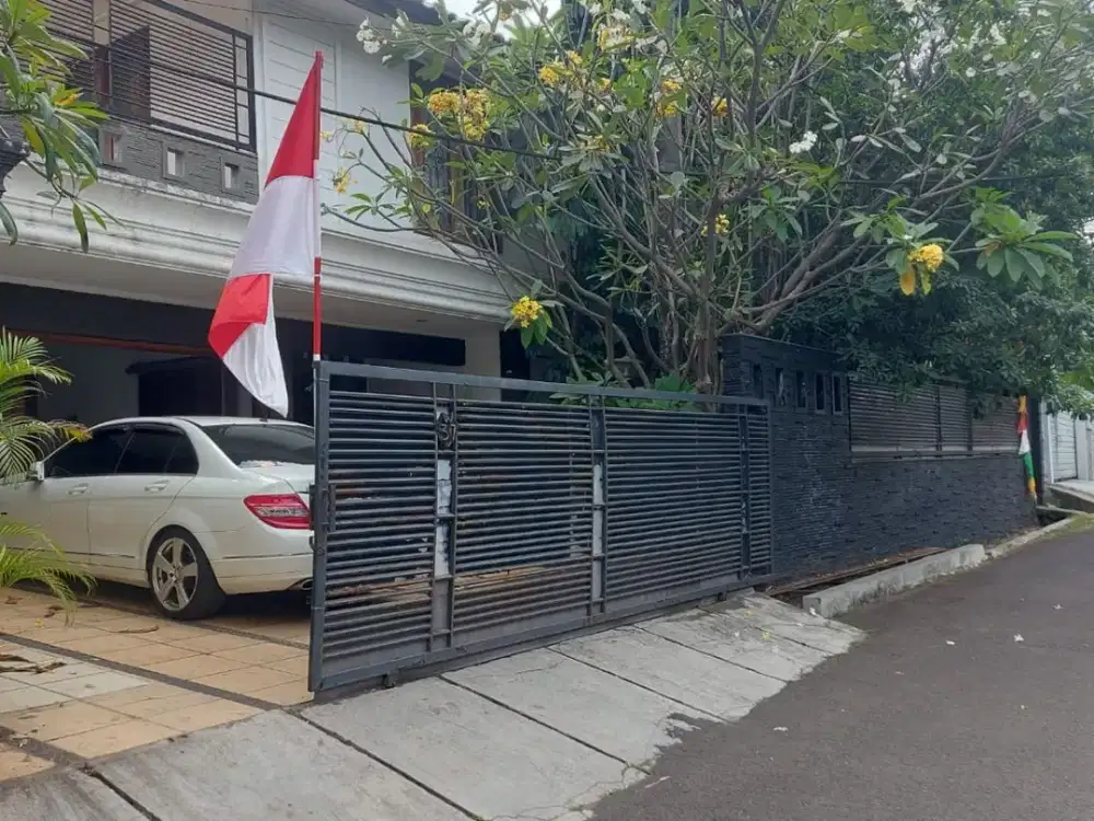 Rumah Murah Simprug Garden