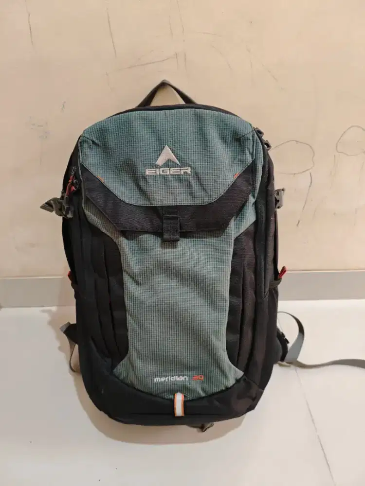 Tas backpack laptop eiger meridian 30 liter