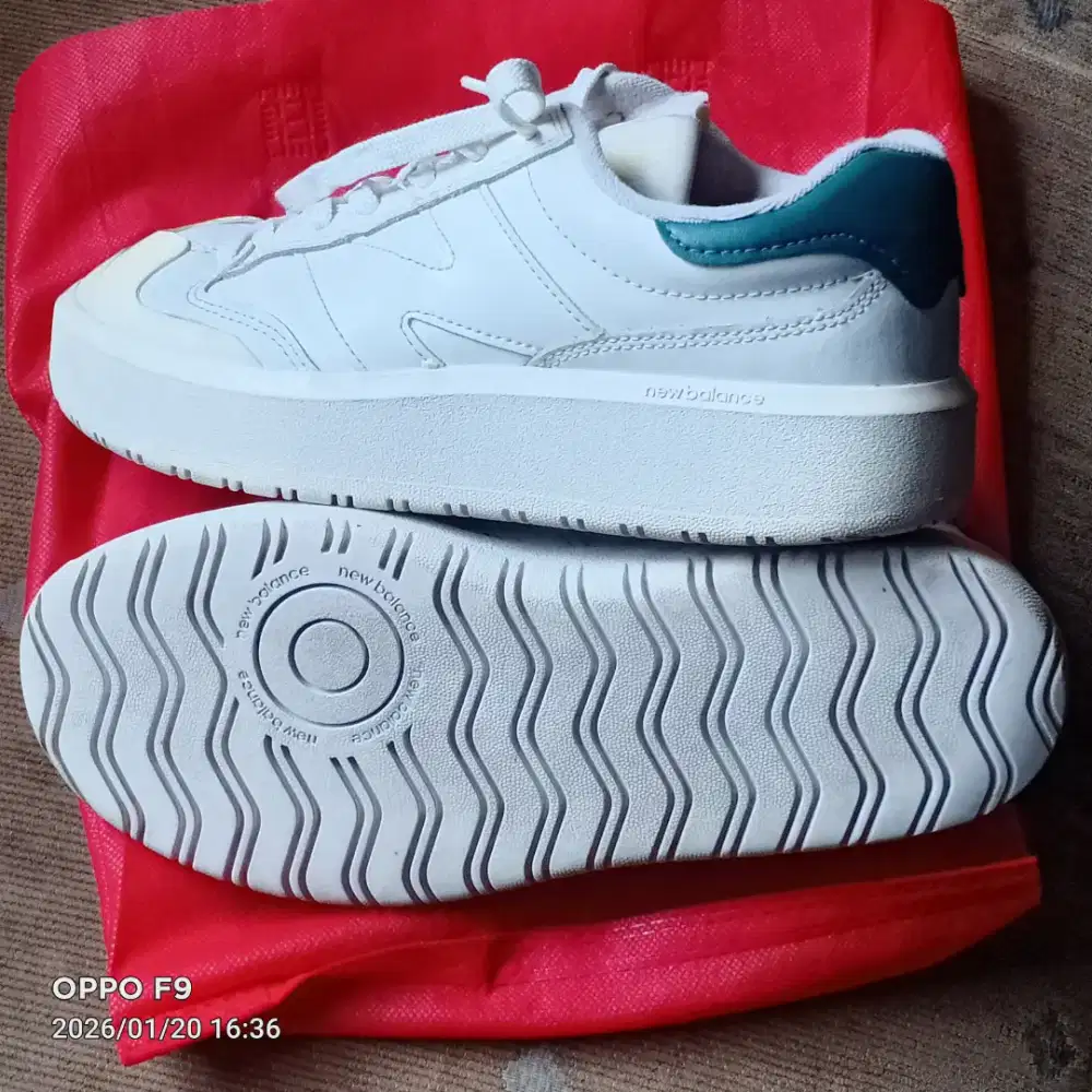 Sepatu NB Kondisi Like New Original