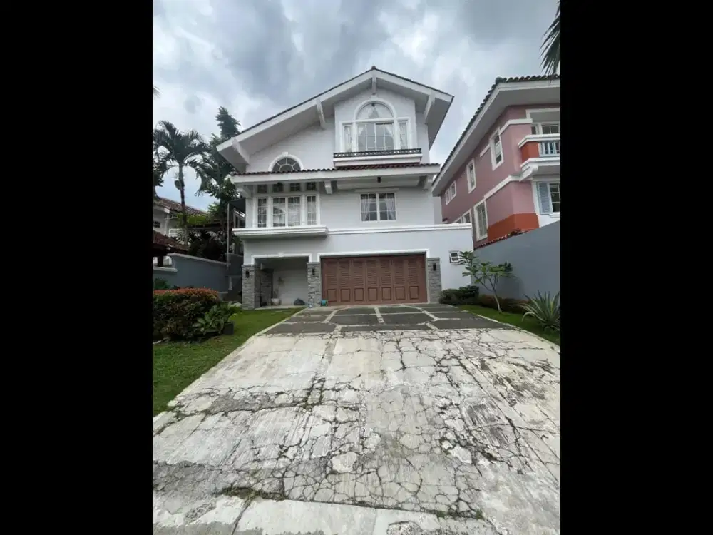 Jual Rumah Sentul City Cluster Mediterania Kolam Renang SHM