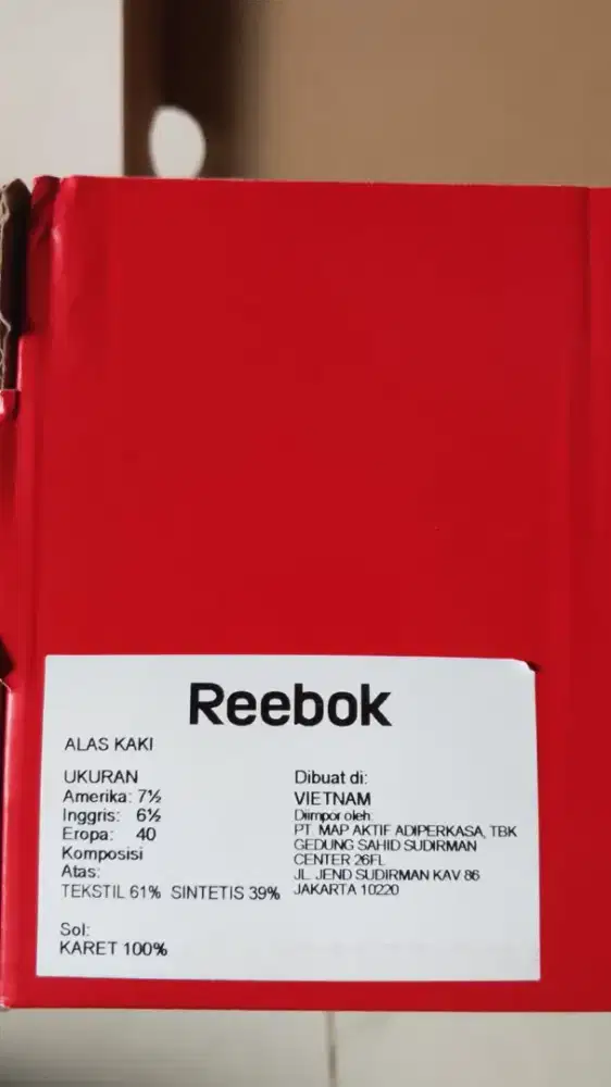 Sepatu baru reebok
