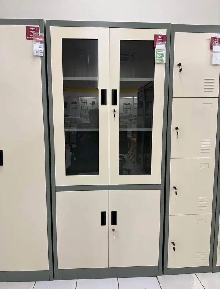 Lemari Kabinet Simon Metal Selma