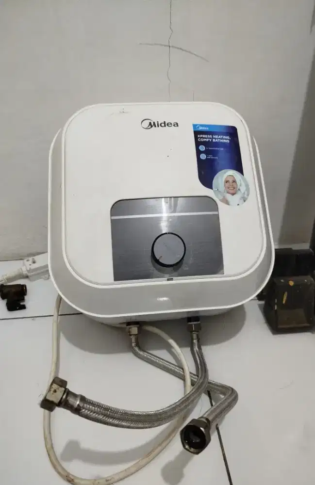 Water heater Midea 10 liter