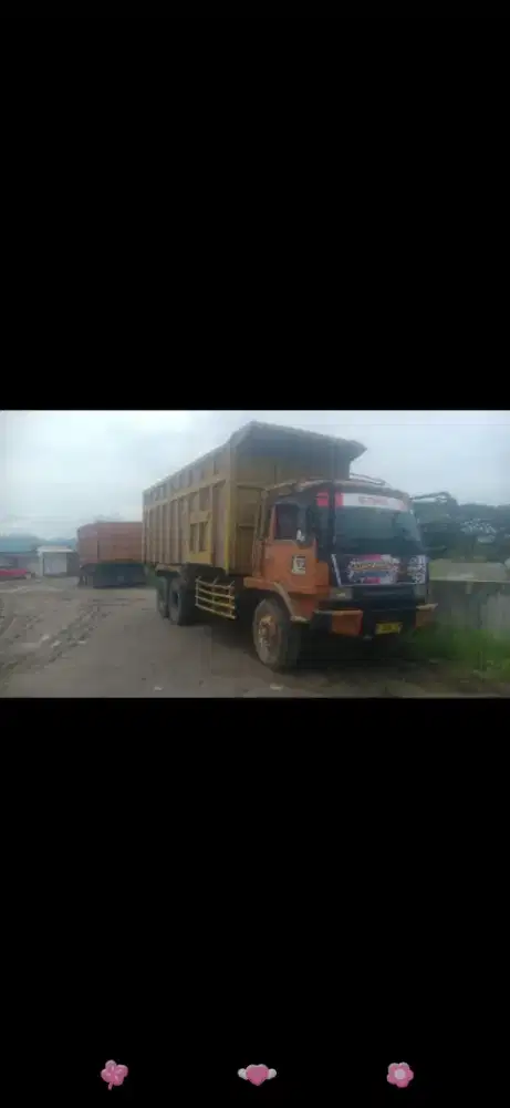 Dilelang/dijual tronton dumtruck bak 32 kubik