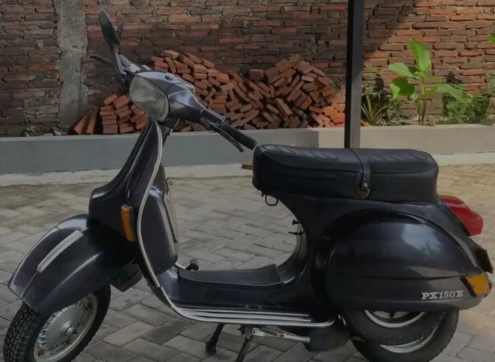 Dijual vespa px 150 tahun 1985
