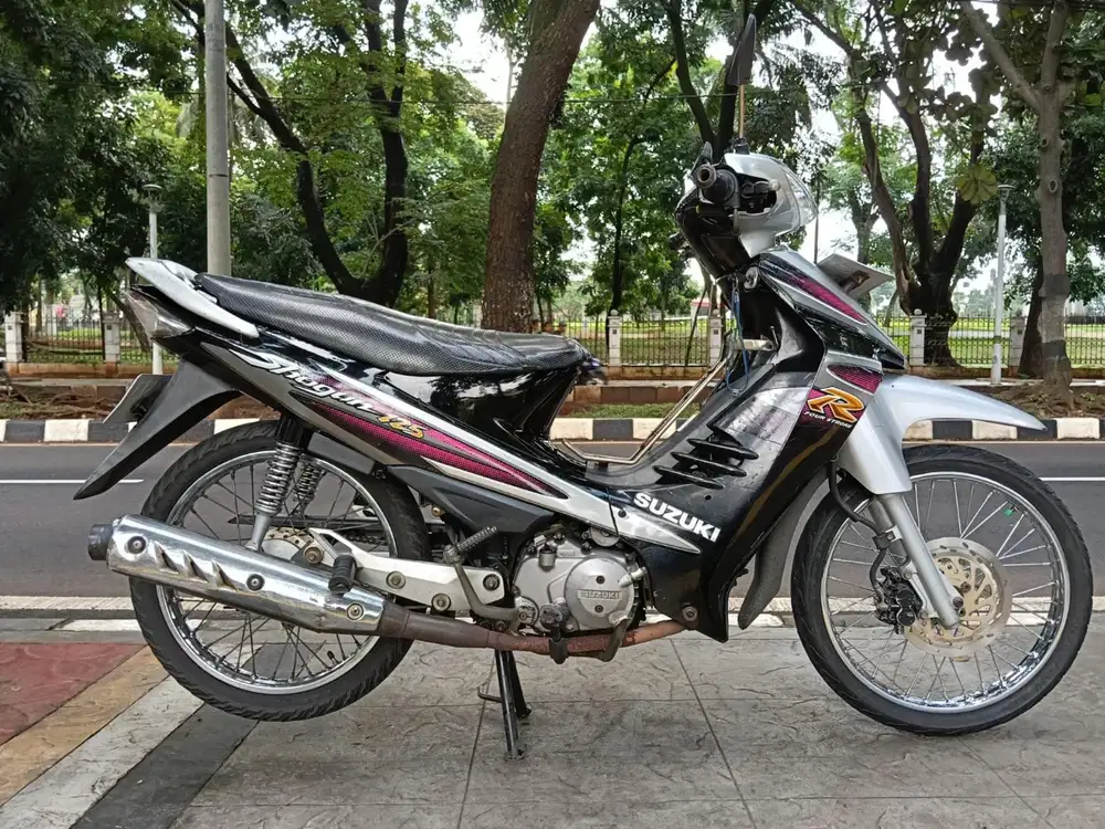 DIJUAL CASH SUZUKI SHOGUN R 125 THN 2006 PAJAK IDUP SIAP PAKAI
