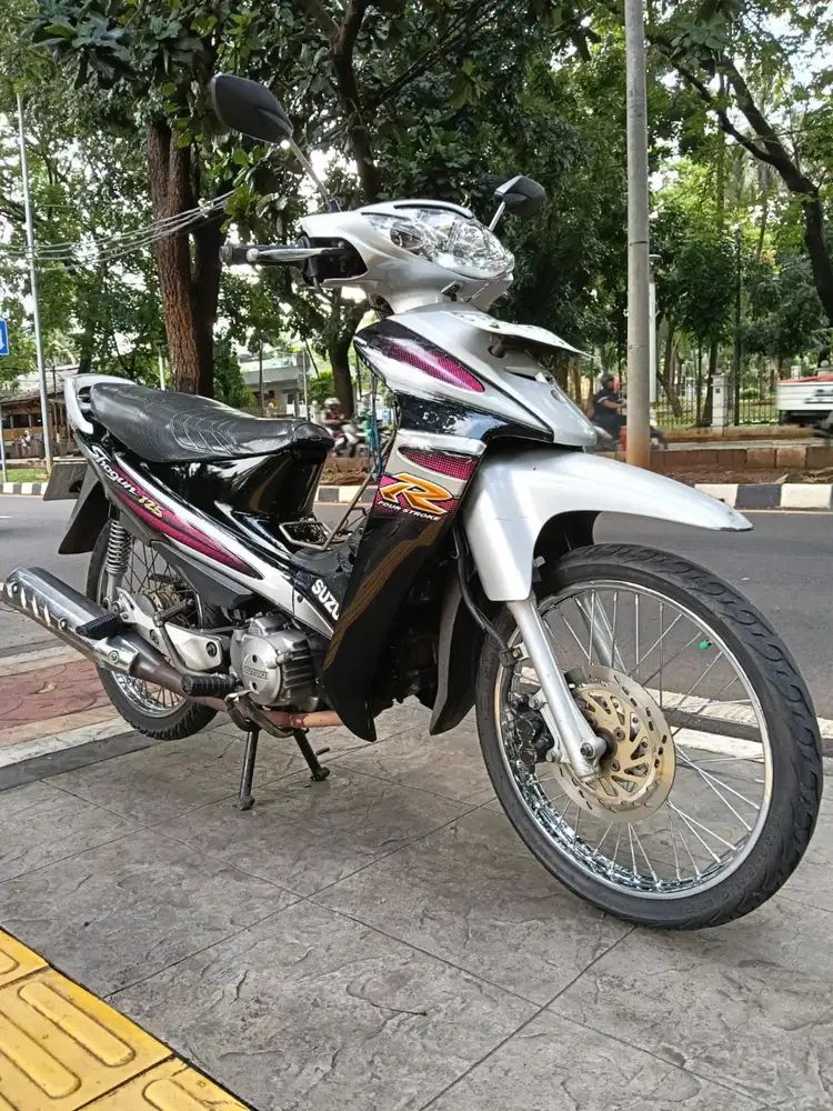 DIJUAL CASH SUZUKI SHOGUN R 125 THN 2006 PAJAK IDUP SIAP PAKAI
