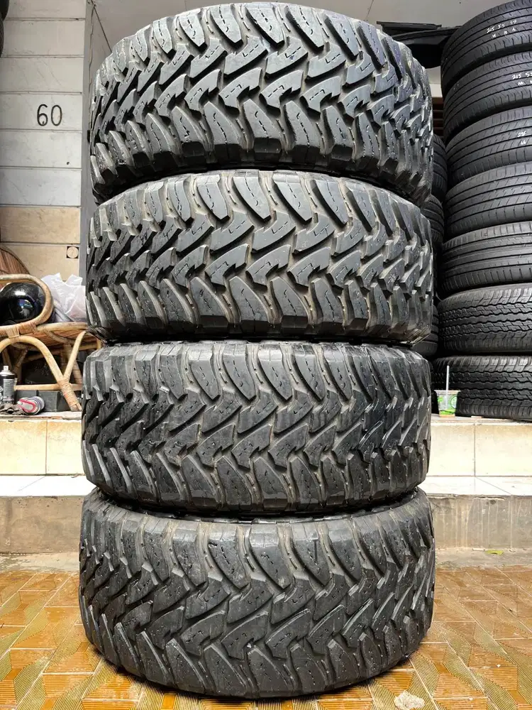 Ban Toyo Open Country M/T 33 x 12.50 r20 4Pcs