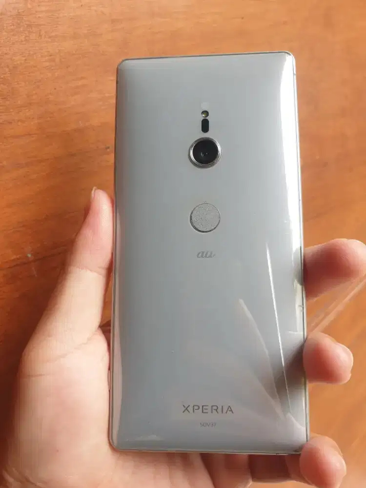 Sony Xperia XZ2 4G LTE Ram 4/64Gb ori segel Mesin Normal minus lcd