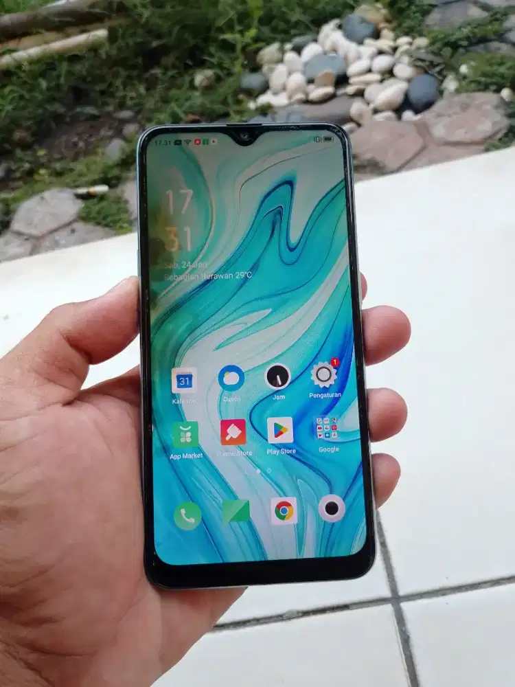 Oppo a12.  Batangan hp aja
