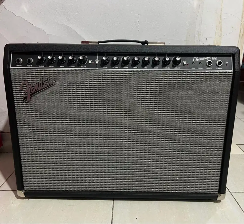 Ampli Fender Champion 100 Combo Amplifier 2x12