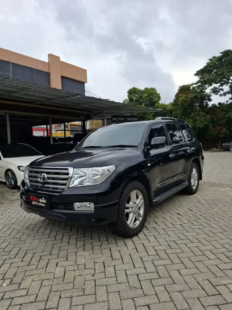 Toyota Landcruiser ZX 4.6bensin 2010 antik termurah