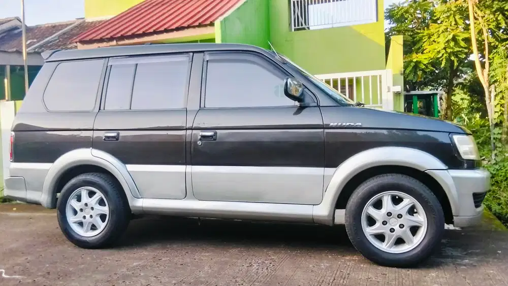 Mitsubishi Kuda 2003 Bensin