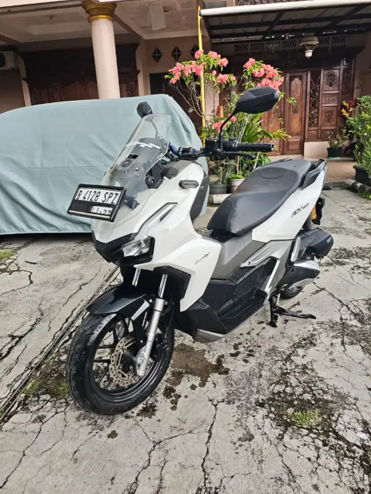 Adv 160 2022 lengkap hidup low km