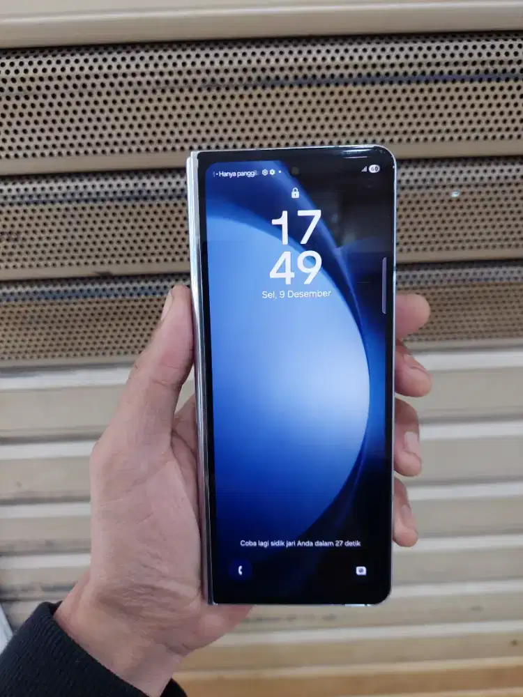 Samsung Z Fold 5 Ram 12/256 GB Fullset ada mines