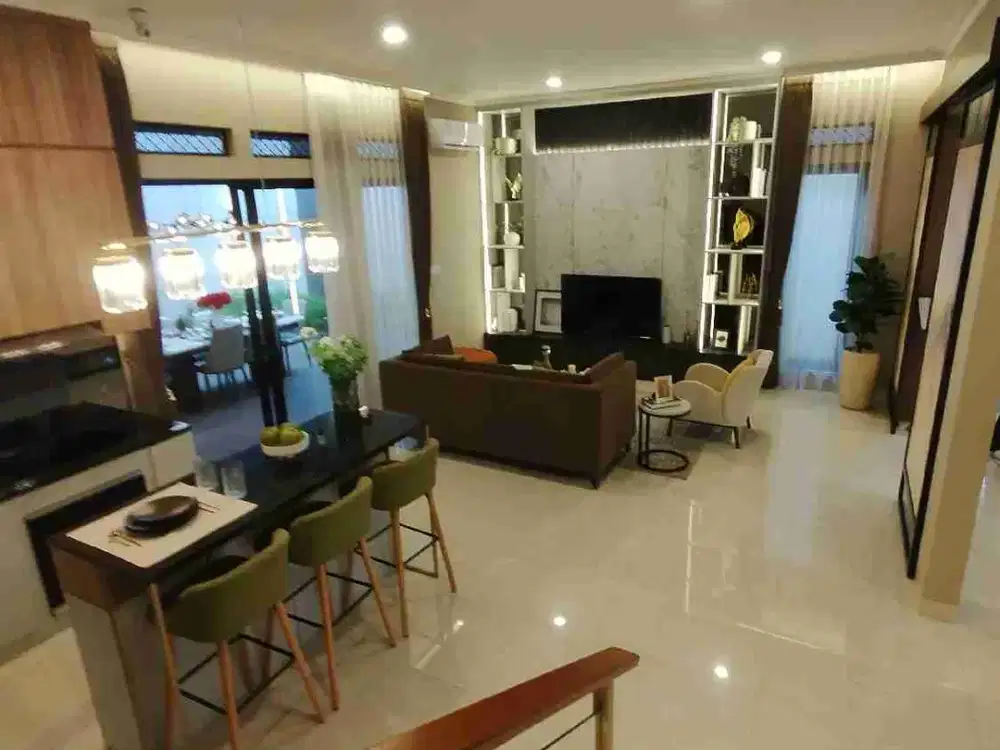 sebuah rumah untuk di tinggali sepenuhnya view gunung di tengah  Sentul