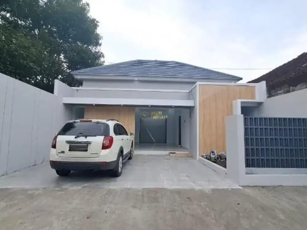 RUMAH SIAP HUNI, DESAIN MODERN, 10 MENIT KE KAMPUS UPN