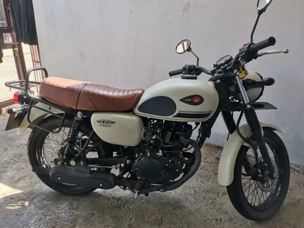 KAWASAKI W175 tahun 2022 lengkap