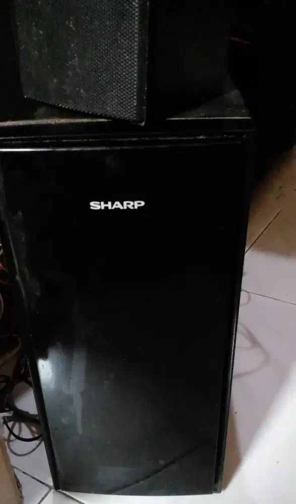 Sharp Speakers home theatre surrounds 3 subwoofer 1