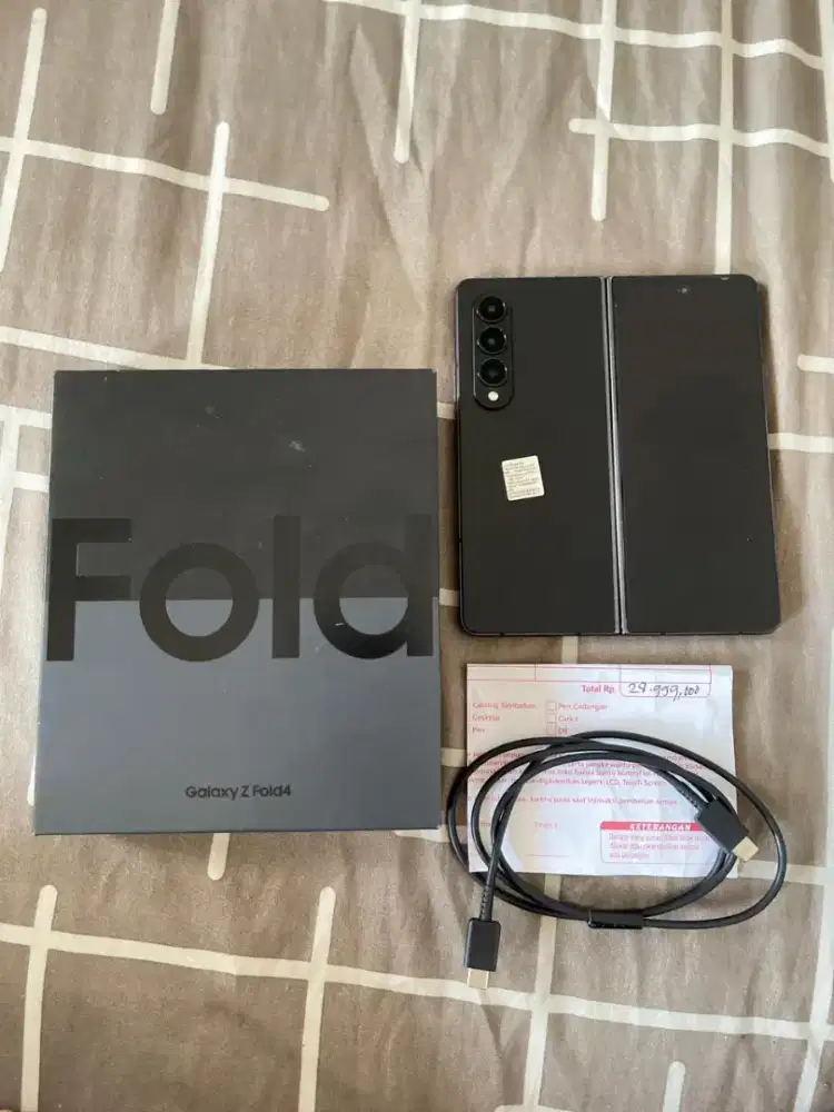 Samsung Galaxy Z Fold4 12/256gb