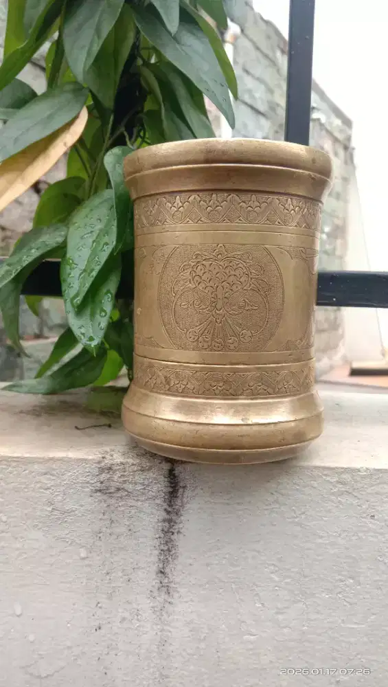 Tempat sirih antik jadul