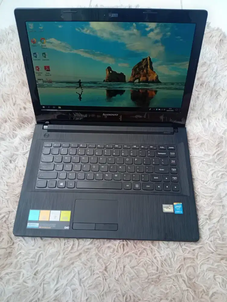 Laptop Lenovo slim core i3 gen-4 ram 8 ssd