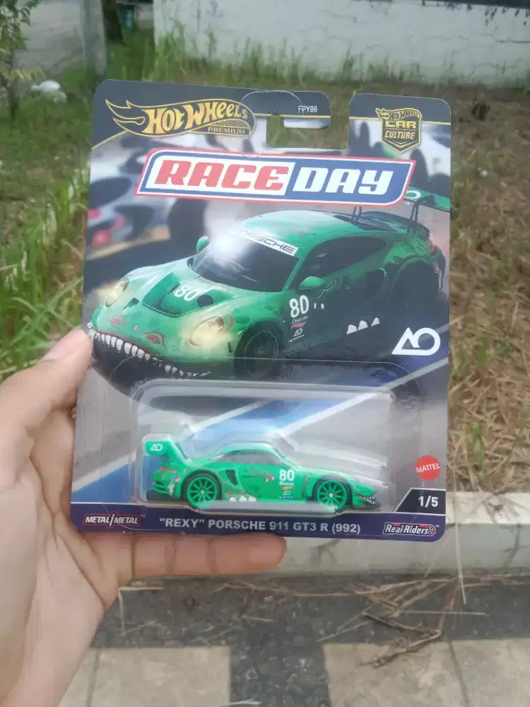 HotWheels Premium Race Day REXY Porsche 911 GT3 R (992)